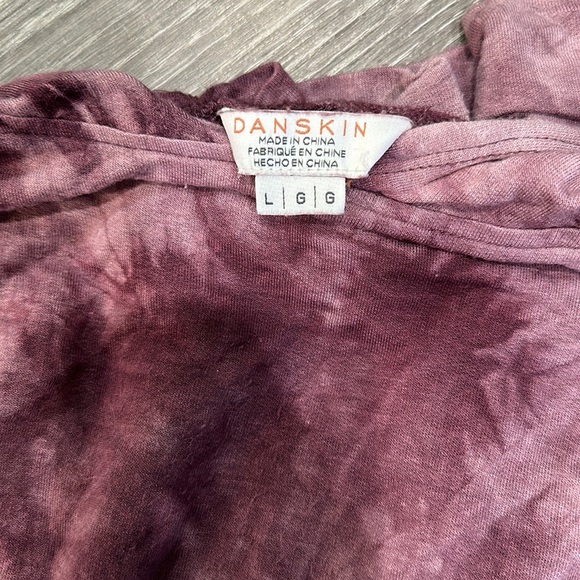 COPY - DANSKIN Purple Tie Dye Cropped Hoodie Size Large✨ - Picture 3 of 4